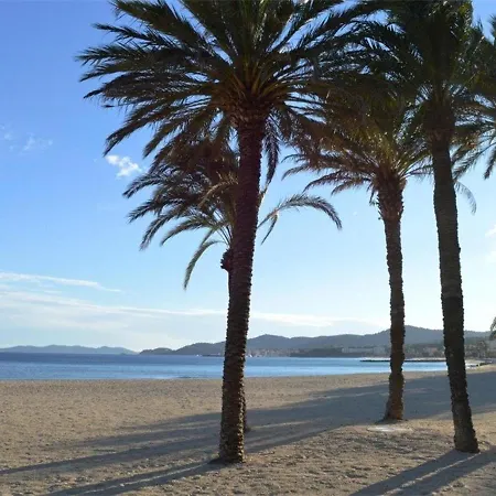 Apartment Renove En Front De Mer, 3 Pieces, Terrasse, Parking, Equipe, Ideal Familles, 6 Pers. - Fr-1-251-281 *