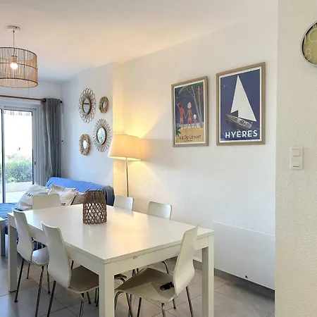 Apartment Renove En Front De Mer, 3 Pieces, Terrasse, Parking, Equipe, Ideal Familles, 6 Pers. - Fr-1-251-281 *